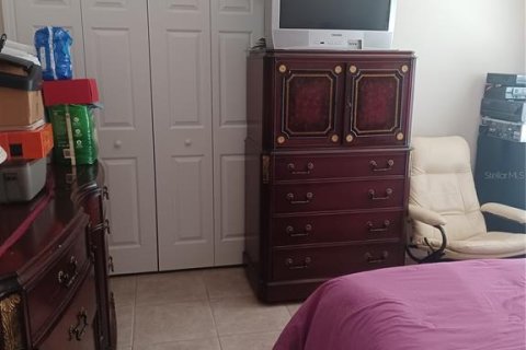 House in Palm Coast, Florida 4 bedrooms, 181.81 sq.m. № 2091699 - photo 6