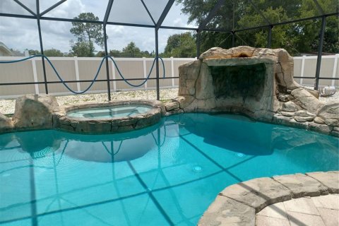 House in Palm Coast, Florida 4 bedrooms, 181.81 sq.m. № 2091699 - photo 20