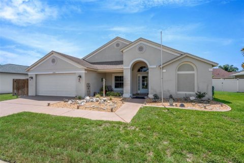 Casa en Hudson, Florida 3 dormitorios, 196.3 m2 № 2237934