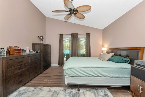 House in Hudson, Florida 3 bedrooms, 196.3 sq.m. № 2237934 - photo 16