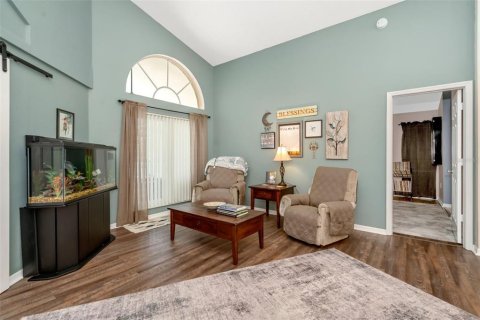 House in Hudson, Florida 3 bedrooms, 196.3 sq.m. № 2237934 - photo 5