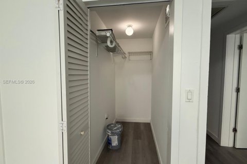 Copropriété à louer à Miami Beach, Floride: 2 chambres, 69.68 m2 № 2002177 - photo 15