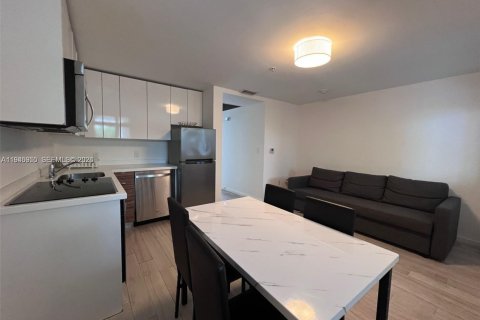 Copropriété à louer à Miami Beach, Floride: 2 chambres, 69.68 m2 № 2002177 - photo 3
