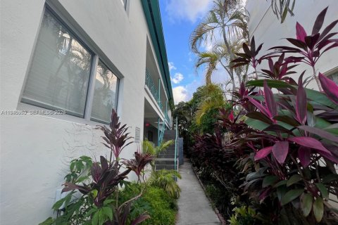 Copropriété à louer à Miami Beach, Floride: 2 chambres, 69.68 m2 № 2002177 - photo 4