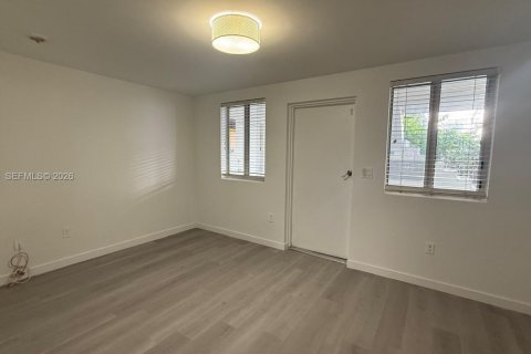 Copropriété à louer à Miami Beach, Floride: 2 chambres, 69.68 m2 № 2002177 - photo 7