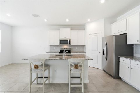 Villa ou maison à vendre à Clermont, Floride: 4 chambres, 175.96 m2 № 2148754 - photo 16