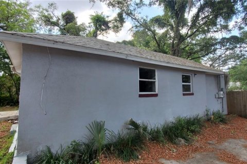 House in Saint Petersburg, Florida 3 bedrooms, 88.63 sq.m. № 2299081 - photo 21