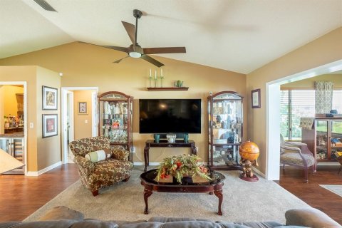 Casa en venta en Palm Coast, Florida, 3 dormitorios, 190.26 m2 № 1647751 - foto 13