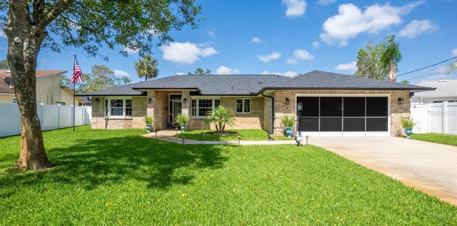 Casa en Palm Coast, Florida 3 dormitorios, 190.26 m2 № 1647751