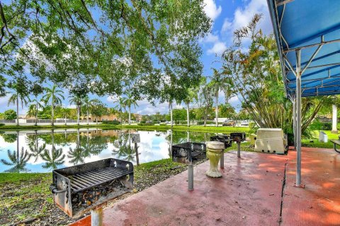 Copropriété à vendre à Tamarac, Floride: 2 chambres, 95.69 m2 № 2146760 - photo 6