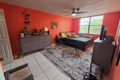 Copropriété à vendre à Tamarac, Floride: 2 chambres, 95.69 m2 № 2146760 - photo 26