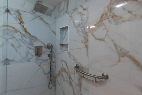 Condo in Palm City, Florida, 2 bedrooms  № 2352962 - photo 28