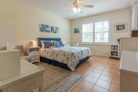 Condo in Palm City, Florida, 2 bedrooms  № 2352962 - photo 25