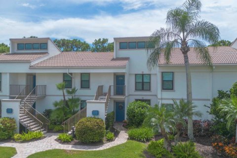 Condo in Palm City, Florida, 2 bedrooms  № 2352962 - photo 5