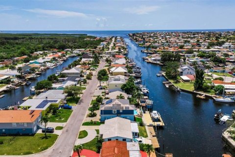 Купить виллу или дом в Нью-Порт-Ричи, Флорида 6 комнат, 117.61м2, № 2149576 - фото 11