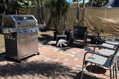 Casa en alquiler en Pompano Beach, Florida, 2 dormitorios, 70.61 m2 № 1154596 - foto 1