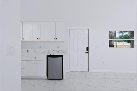 Immobilier commercial à louer à Thonotosassa, Floride: 49.05 m2 № 2429638 - photo 14