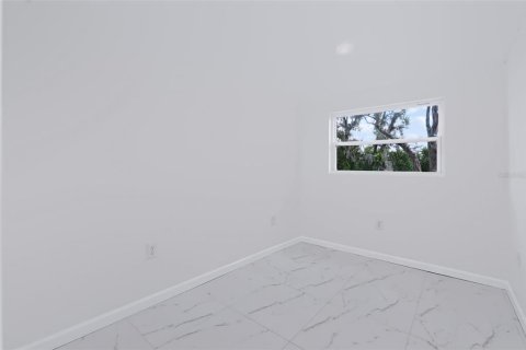 Immobilier commercial à louer à Thonotosassa, Floride: 49.05 m2 № 2429638 - photo 10