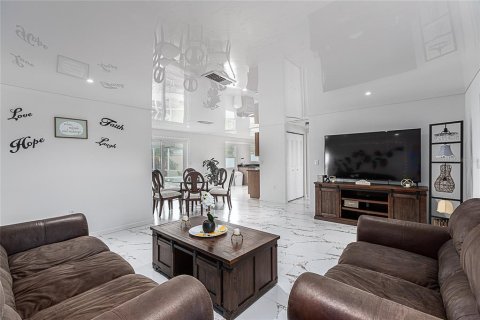 Villa ou maison à louer à Rotonda, Floride: 3 chambres, 111.48 m2 № 2416969 - photo 3