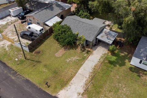 Villa ou maison à vendre à Tampa, Floride: 2 chambres, 73.3 m2 № 2258470 - photo 15
