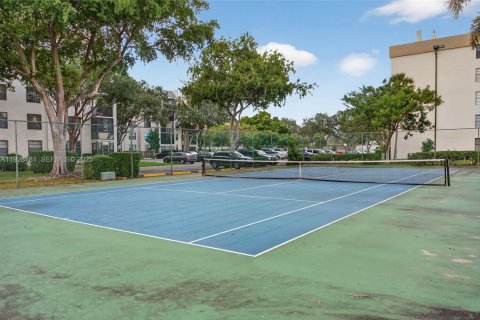 Condominio en venta en Tamarac, Florida, 2 dormitorios, 92.44 m2 № 1990482 - foto 25