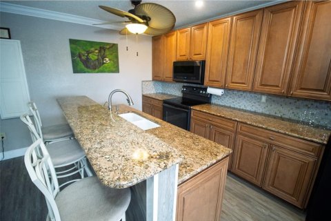 House in Punta Gorda, Florida 2 bedrooms, 80.27 sq.m. № 2231988 - photo 26