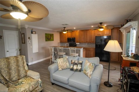 House in Punta Gorda, Florida 2 bedrooms, 80.27 sq.m. № 2231988 - photo 30