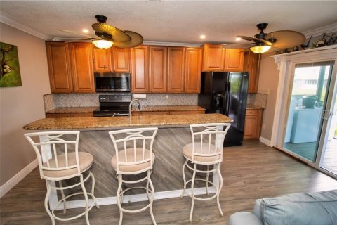House in Punta Gorda, Florida 2 bedrooms, 80.27 sq.m. № 2231988 - photo 24