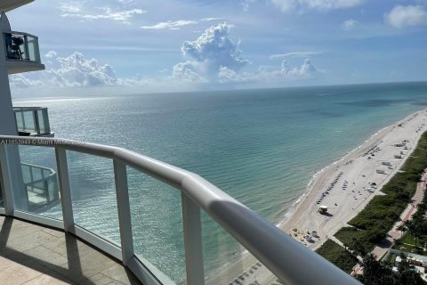 Condominio en alquiler en Miami Beach, Florida, 1 dormitorio, 106.93 m2 № 1871980 - foto 26