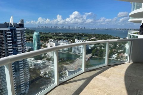 Condominio en alquiler en Miami Beach, Florida, 1 dormitorio, 106.93 m2 № 1871980 - foto 23