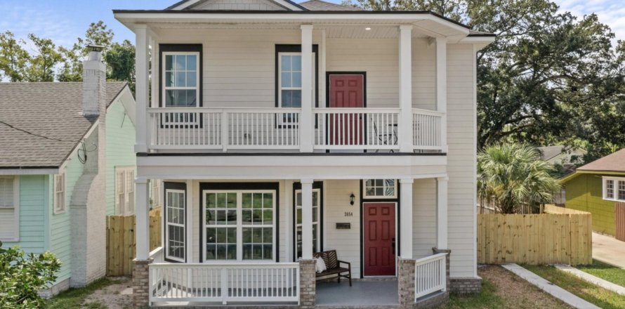 House in Jacksonville, Florida 4 bedrooms, 234.58 sq.m. № 769368