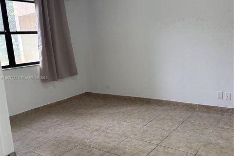 Condominio en venta en Doral, Florida, 2 dormitorios, 92.16 m2 № 1920933 - foto 9