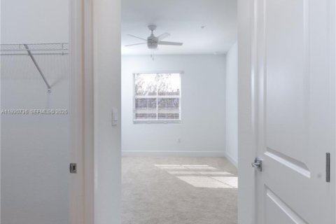 Adosado en alquiler en Pembroke Pines, Florida, 4 dormitorios, 168.62 m2 № 1989482 - foto 20