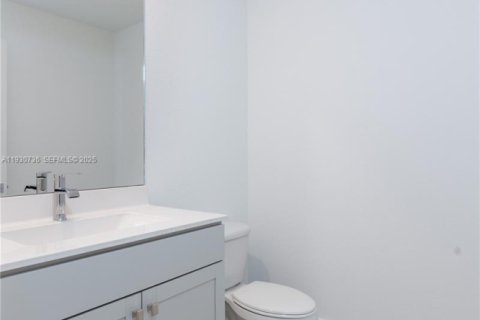 Adosado en alquiler en Pembroke Pines, Florida, 4 dormitorios, 168.62 m2 № 1989482 - foto 12