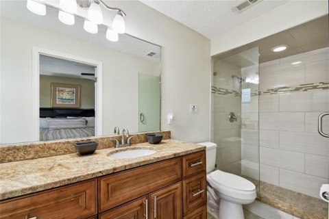 Casa en venta en Clearwater, Florida, 5 dormitorios, 432.09 m2 № 1903630 - foto 27