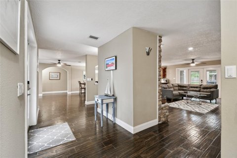 Casa en venta en Clearwater, Florida, 5 dormitorios, 432.09 m2 № 1903630 - foto 7