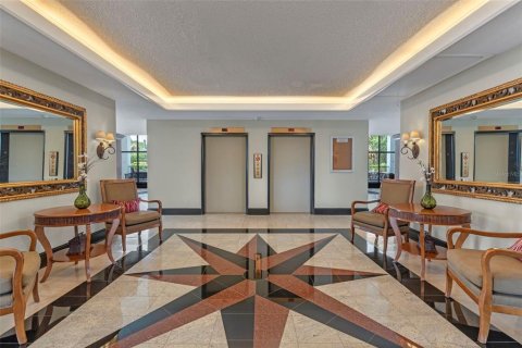 Condo in Orlando, Florida, 2 bedrooms  № 1776811 - photo 4