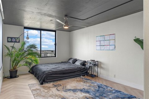 Condo in Orlando, Florida, 2 bedrooms  № 1776811 - photo 9