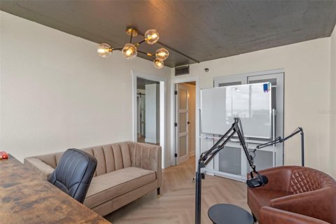 Condo in Orlando, Florida, 2 bedrooms  № 1776811 - photo 14