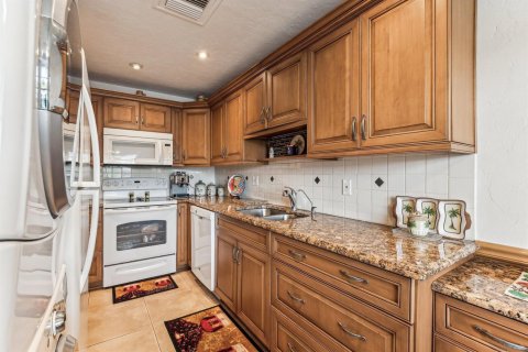 Купить кондоминиум в Делрей-Бич, Флорида 4 комнаты, 108.42м2, № 2083854 - фото 8