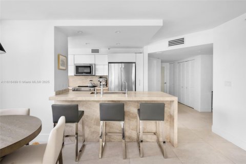 Condominio en venta en Miami, Florida, 3 dormitorios, 136.57 m2 № 1888945 - foto 8