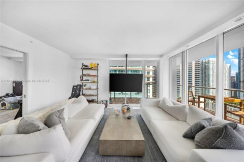 Condominio en venta en Miami, Florida, 3 dormitorios, 136.57 m2 № 1888945 - foto 2