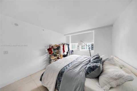 Condominio en venta en Miami, Florida, 3 dormitorios, 136.57 m2 № 1888945 - foto 18