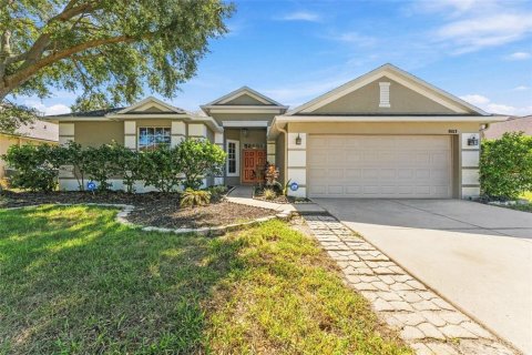 Casa en Riverview, Florida 3 dormitorios, 236.44 m2 № 2427633