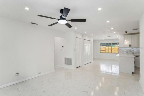 Villa ou maison à vendre à Brooksville, Floride: 3 chambres, 123.37 m2 № 2427238 - photo 7