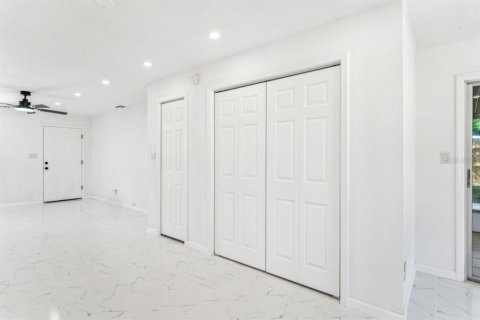 Villa ou maison à vendre à Brooksville, Floride: 3 chambres, 123.37 m2 № 2427238 - photo 14