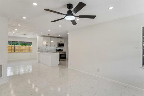 Villa ou maison à vendre à Brooksville, Floride: 3 chambres, 123.37 m2 № 2427238 - photo 4