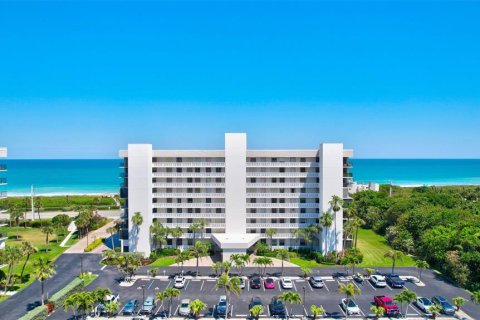 Condominio en venta en Hutchinson Island South, Florida, 2 dormitorios, 116.22 m2 № 1723661 - foto 1