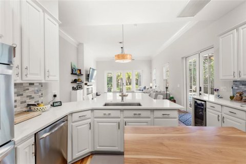 Купить виллу или дом в Уиндермир, Флорида 10 комнат, 342.25м2, № 1773770 - фото 9