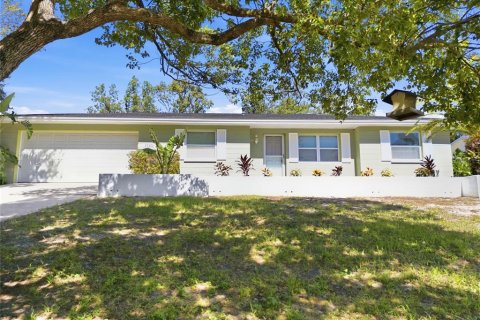 Villa ou maison à vendre à Spring Hill, Floride: 2 chambres, 122.17 m2 № 2430931 - photo 4